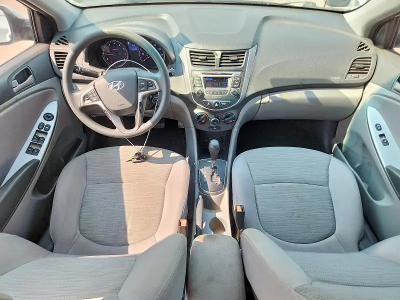 2015 HYUNDAI ACCENT GLS  