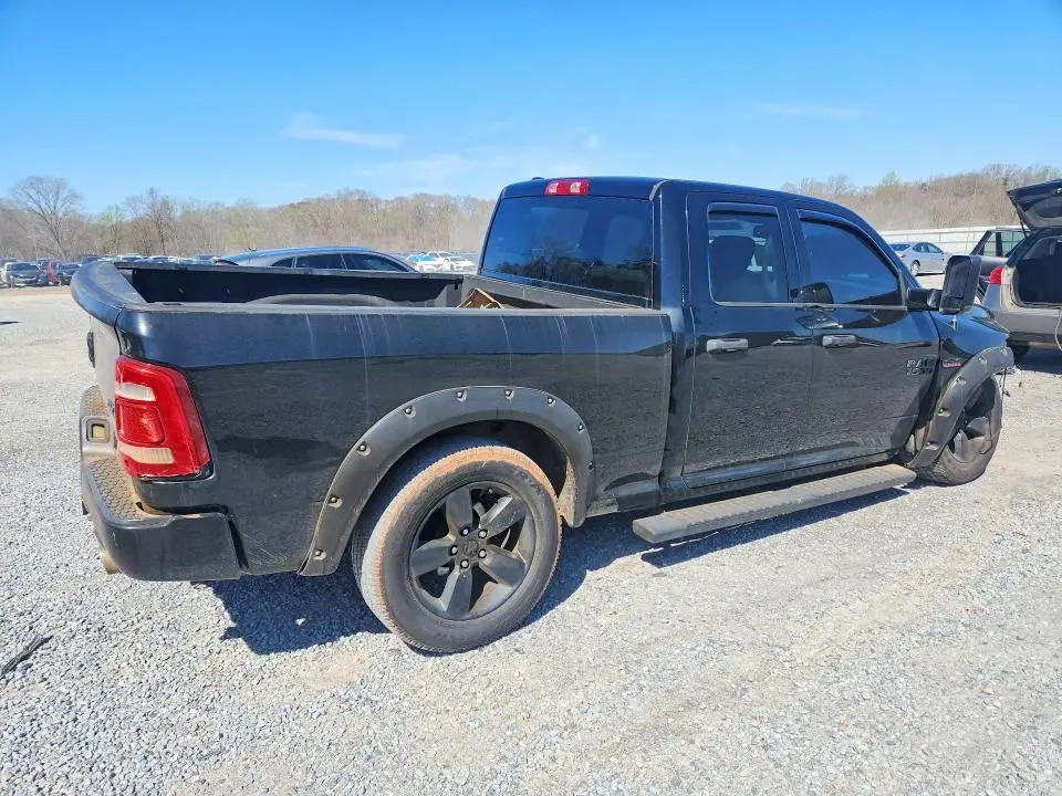 2014 RAM 1500 ST  