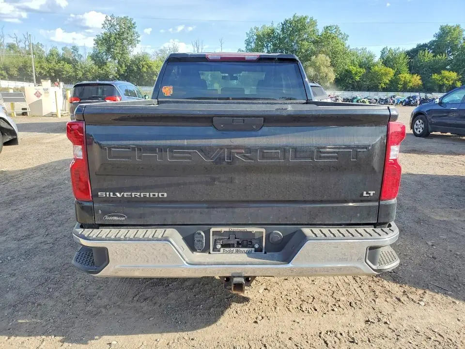 2021 CHEVROLET SILVERADO K1500 LT  