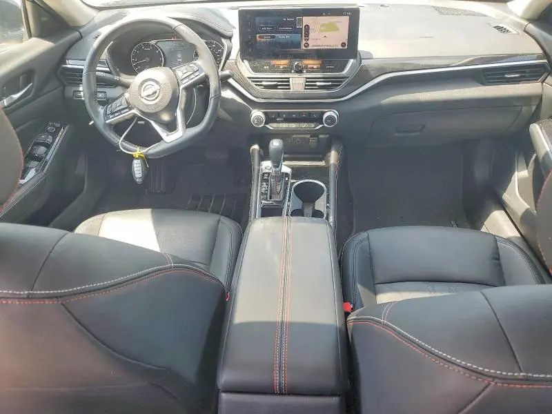 2024 NISSAN ALTIMA SR  