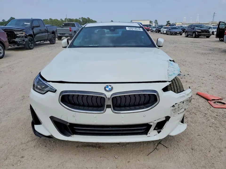 2024 BMW 230XI   