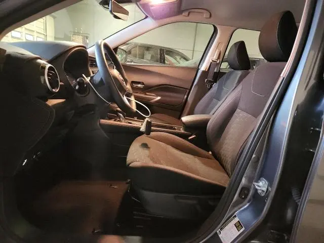 2024 NISSAN KICKS SV  