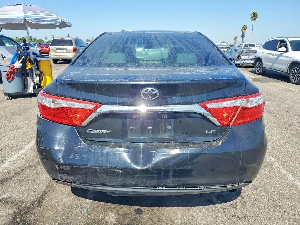 2016 TOYOTA CAMRY LE  