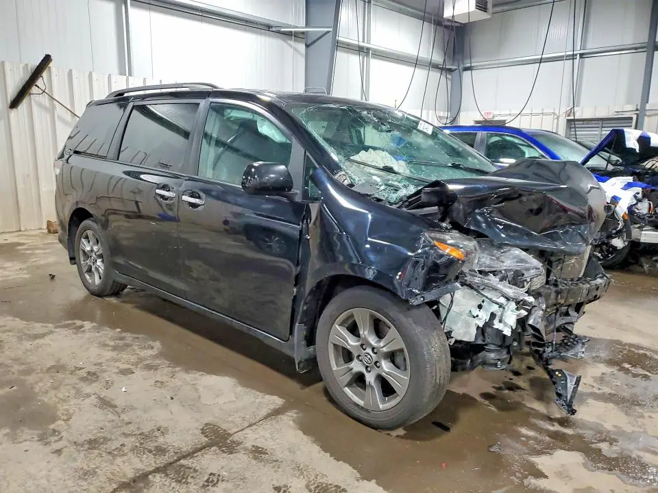 2019 TOYOTA SIENNA SE 7-PASSENGER  