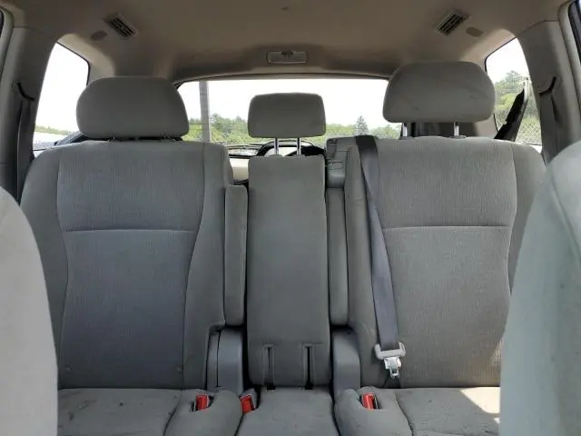 2011 TOYOTA HIGHLANDER BASE  