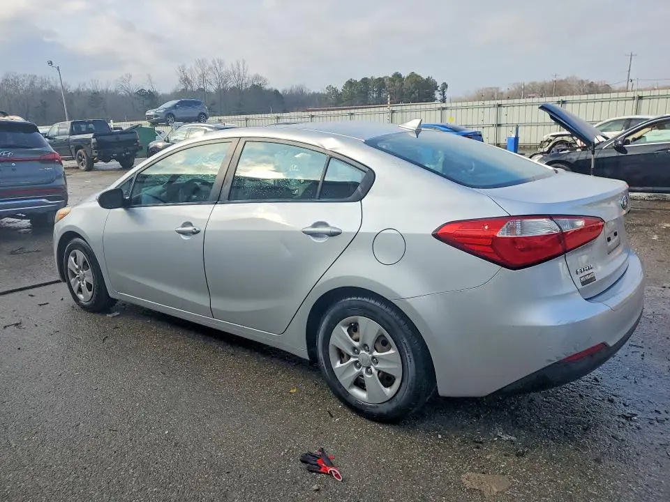 2015 KIA FORTE LX  
