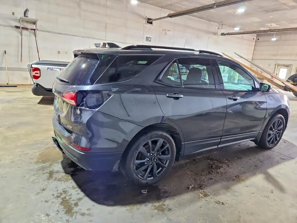 2022 CHEVROLET EQUINOX RS  