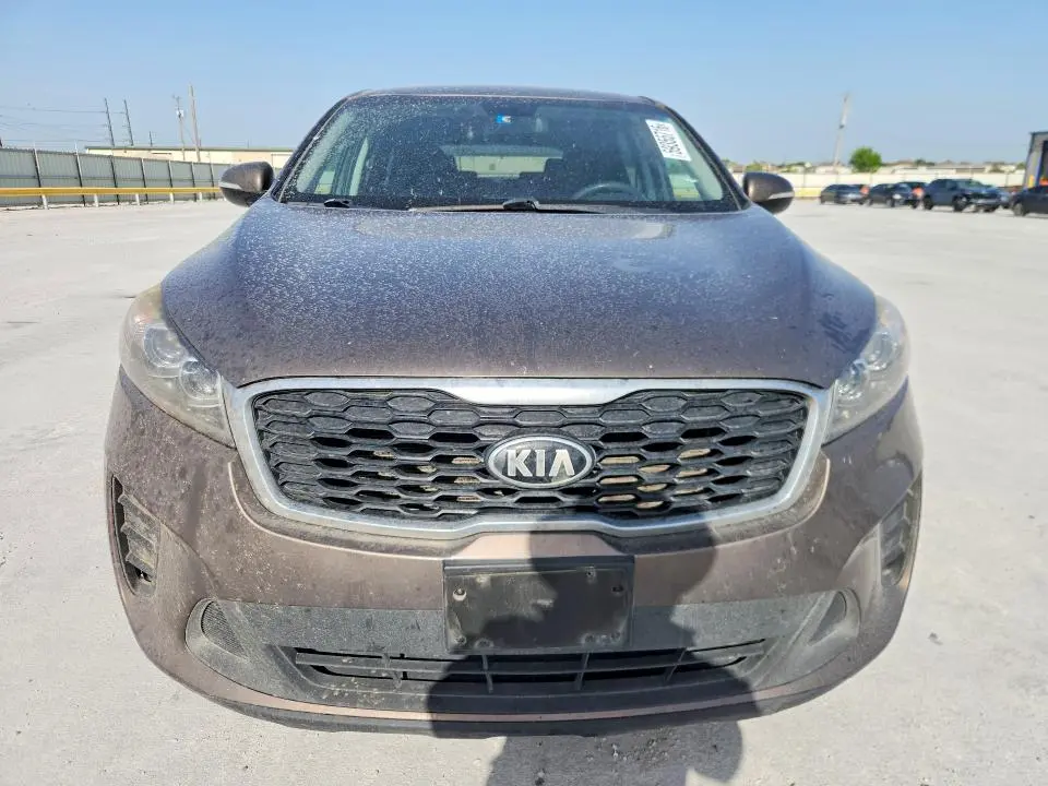 2019 KIA SORENTO LX V6  