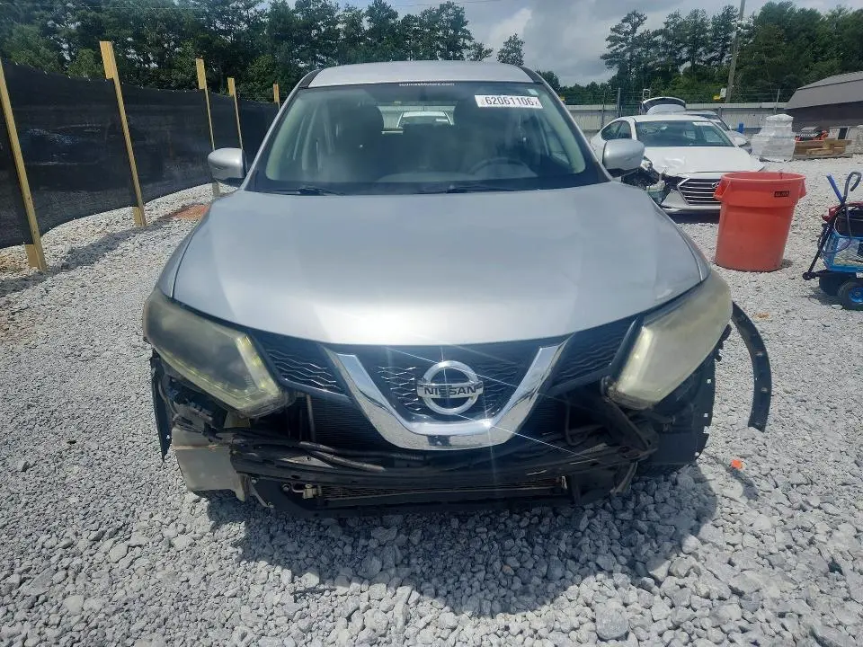 2015 NISSAN ROGUE S  