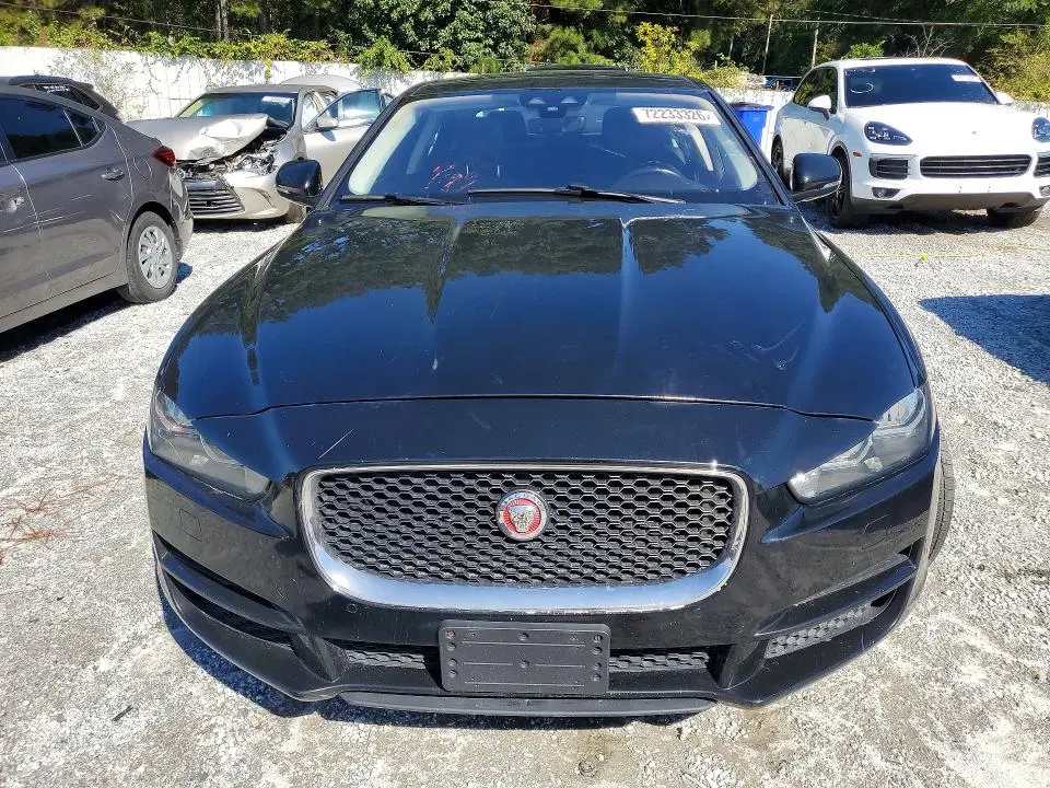 2019 JAGUAR XE PREMIUM  