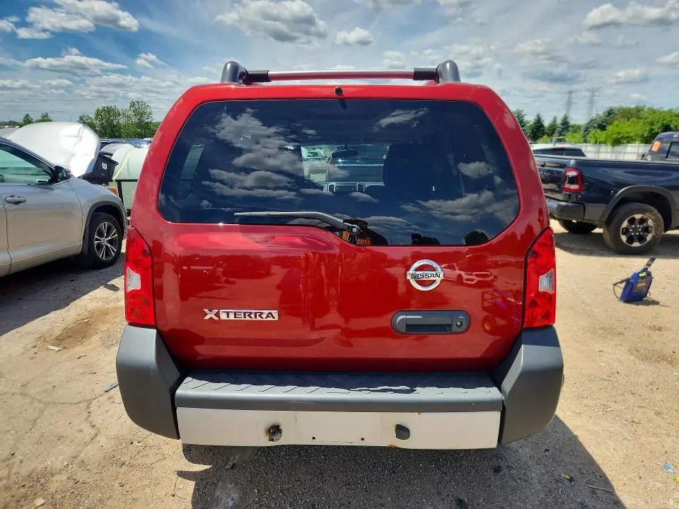 2013 NISSAN XTERRA X  