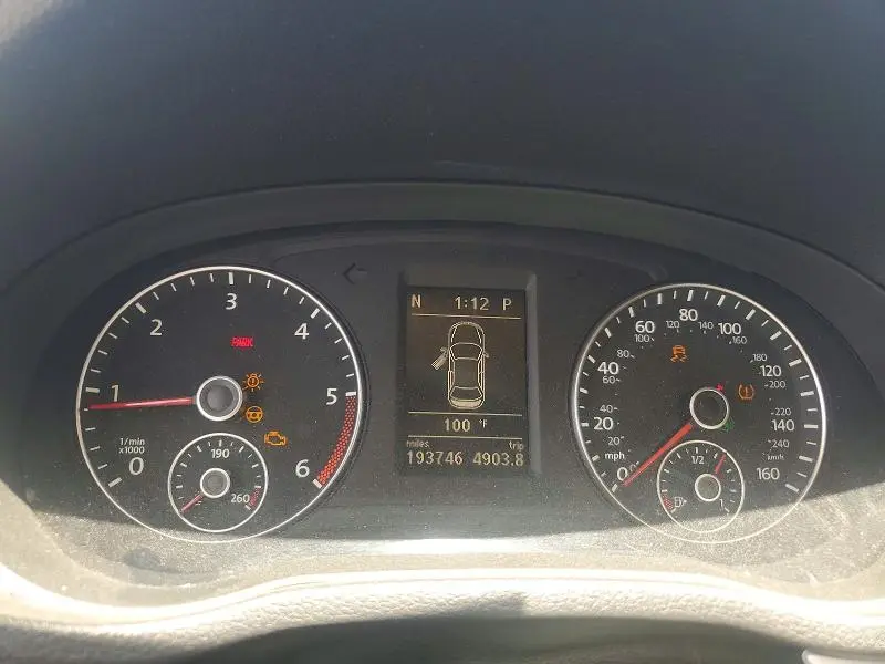 2012 VOLKSWAGEN PASSAT SE  