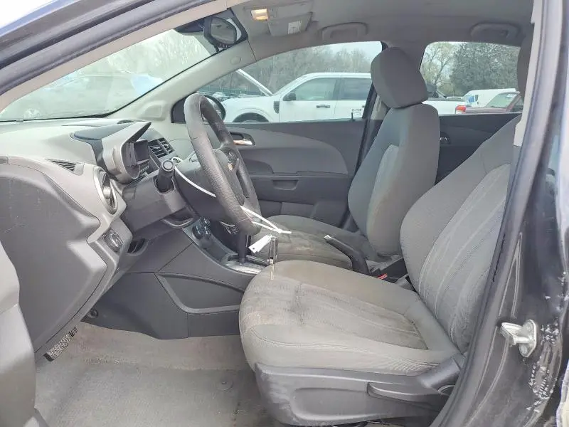 2016 CHEVROLET SONIC LT  