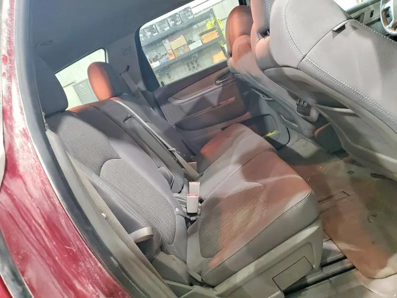 2014 CHEVROLET TRAVERSE LT  