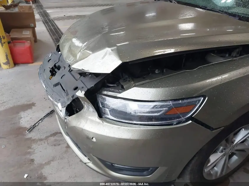 2013 FORD TAURUS SEL