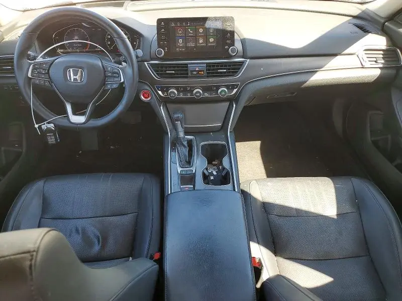 2018 HONDA ACCORD TOURING  
