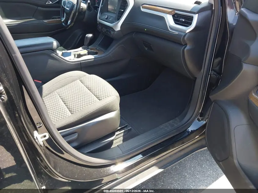 2019 GMC ACADIA SLE-1