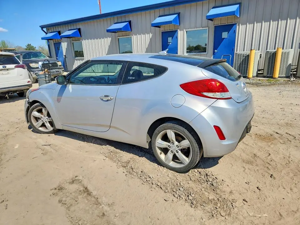 2013 HYUNDAI VELOSTER BASE  