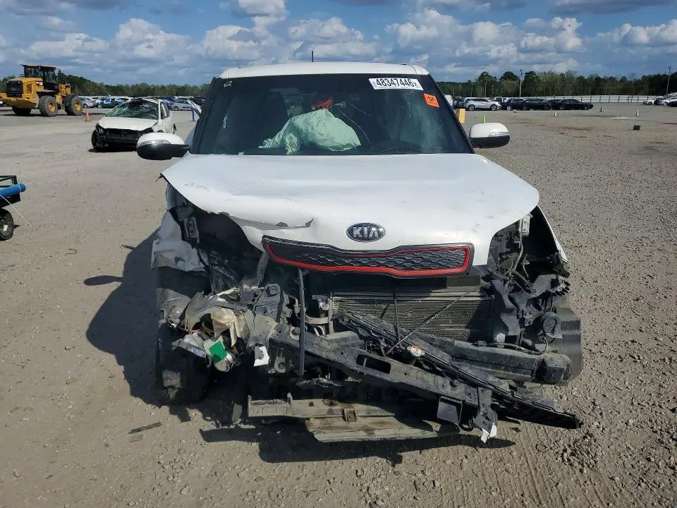 2014 KIA SOUL +  