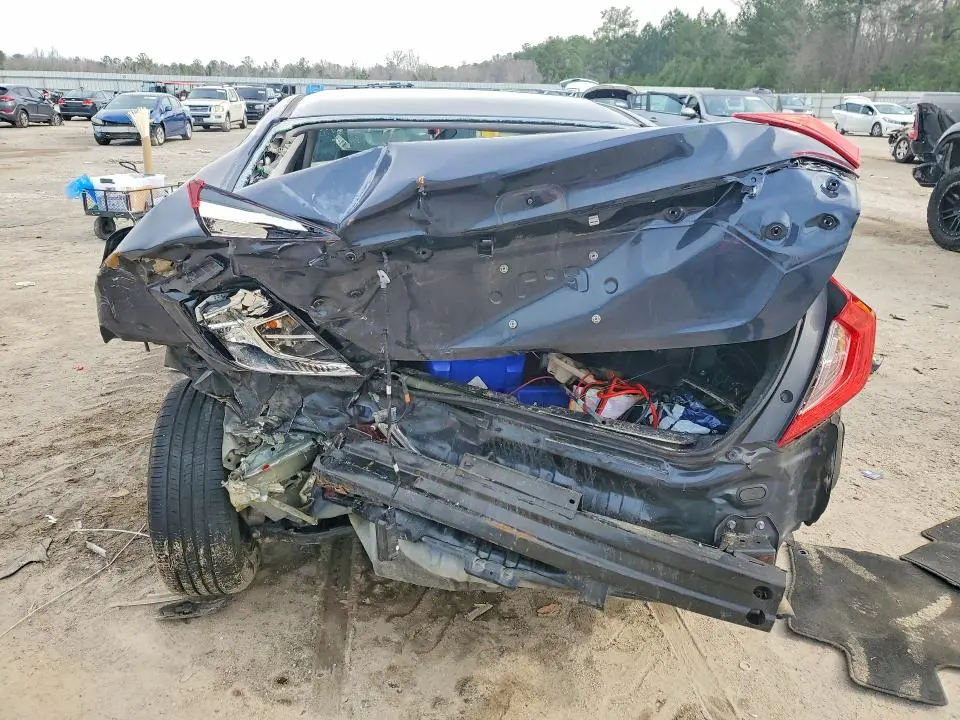 2018 HONDA CIVIC LX  