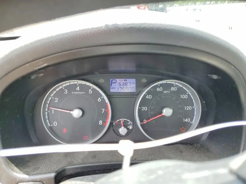 2011 HYUNDAI ACCENT GLS  