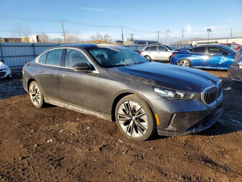 2024 BMW 530 XI  