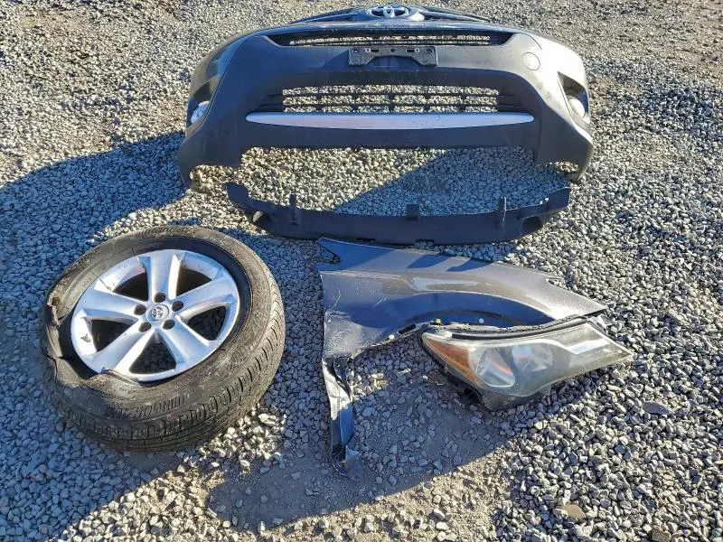 2014 TOYOTA RAV4 XLE  