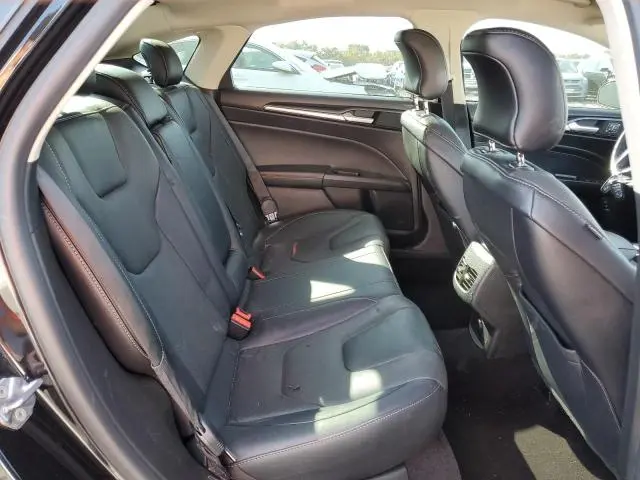 2019 FORD FUSION TITANIUM  