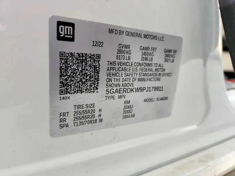 2023 BUICK ENCLAVE AVENIR  