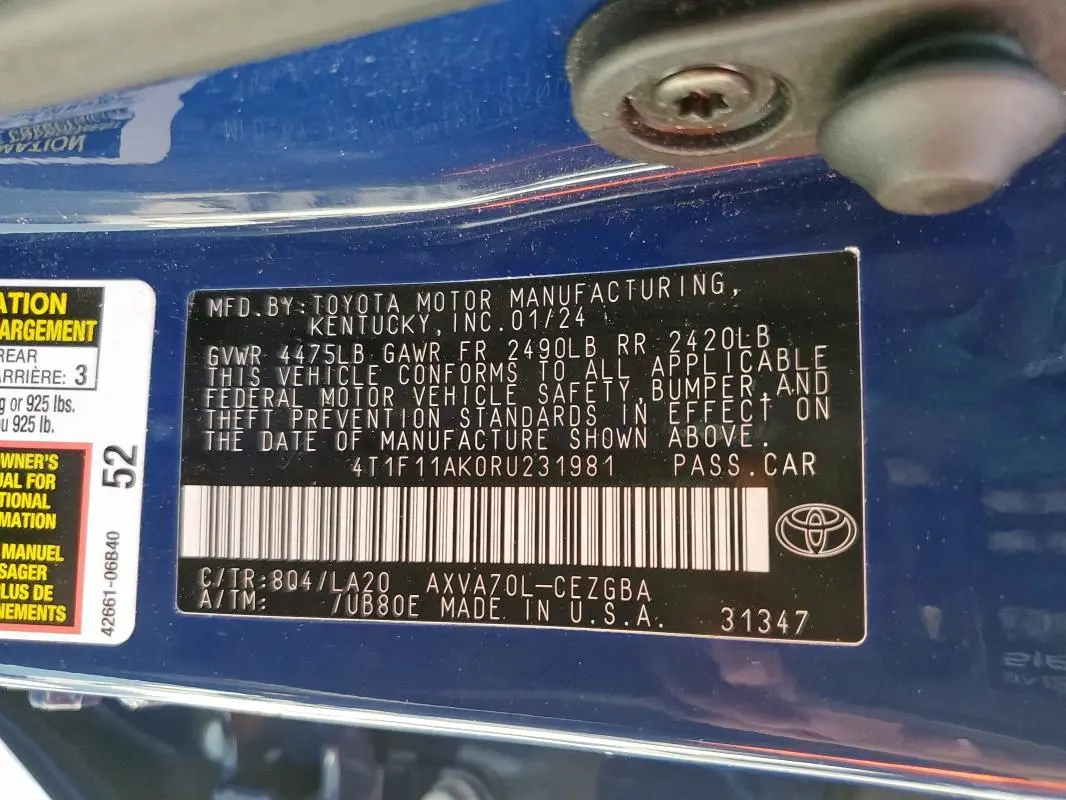 2024 TOYOTA CAMRY XLE  