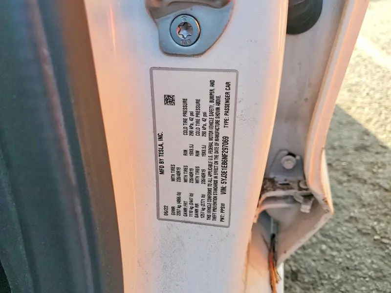 2022 TESLA MODEL 3   