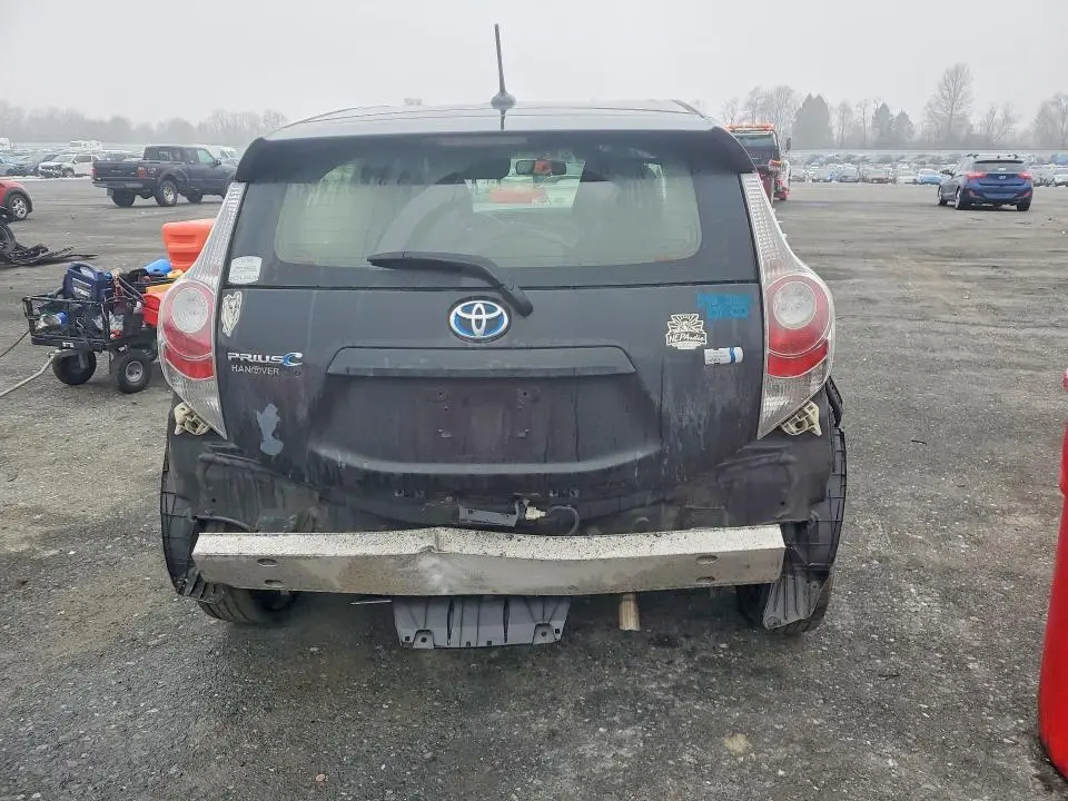 2014 TOYOTA PRIUS C THREE  