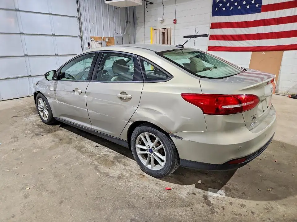 2015 FORD FOCUS SE  