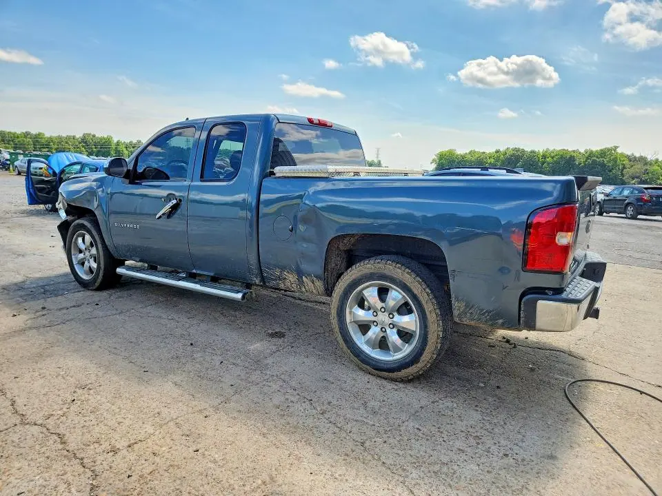 2011 CHEVROLET SILVERADO C1500 LT  