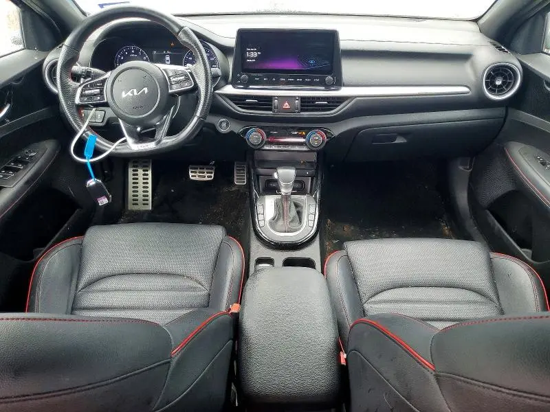 2023 KIA FORTE GT  