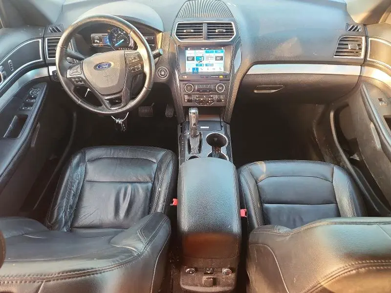 2017 FORD EXPLORER XLT  