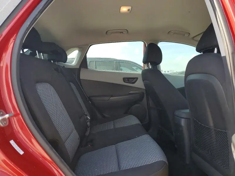 2020 HYUNDAI KONA SE  