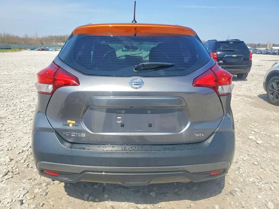 2019 NISSAN KICKS S  