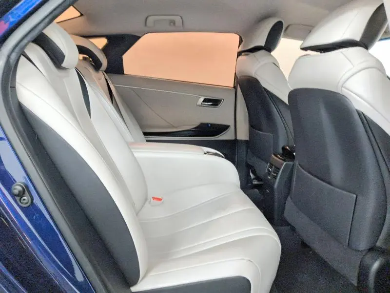 2020 TOYOTA MIRAI BASE  