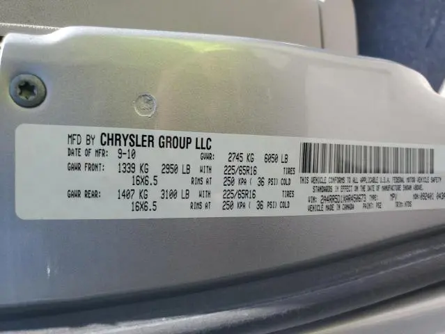 2010 CHRYSLER TOWN & COUNTRY TOURING  