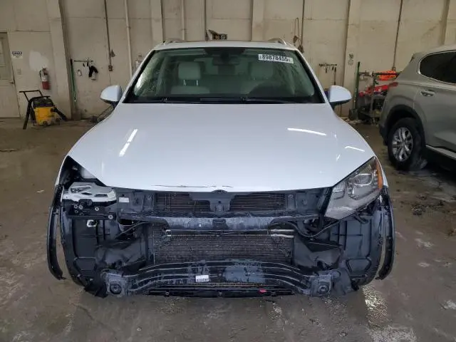 2013 VOLKSWAGEN TOUAREG V6  