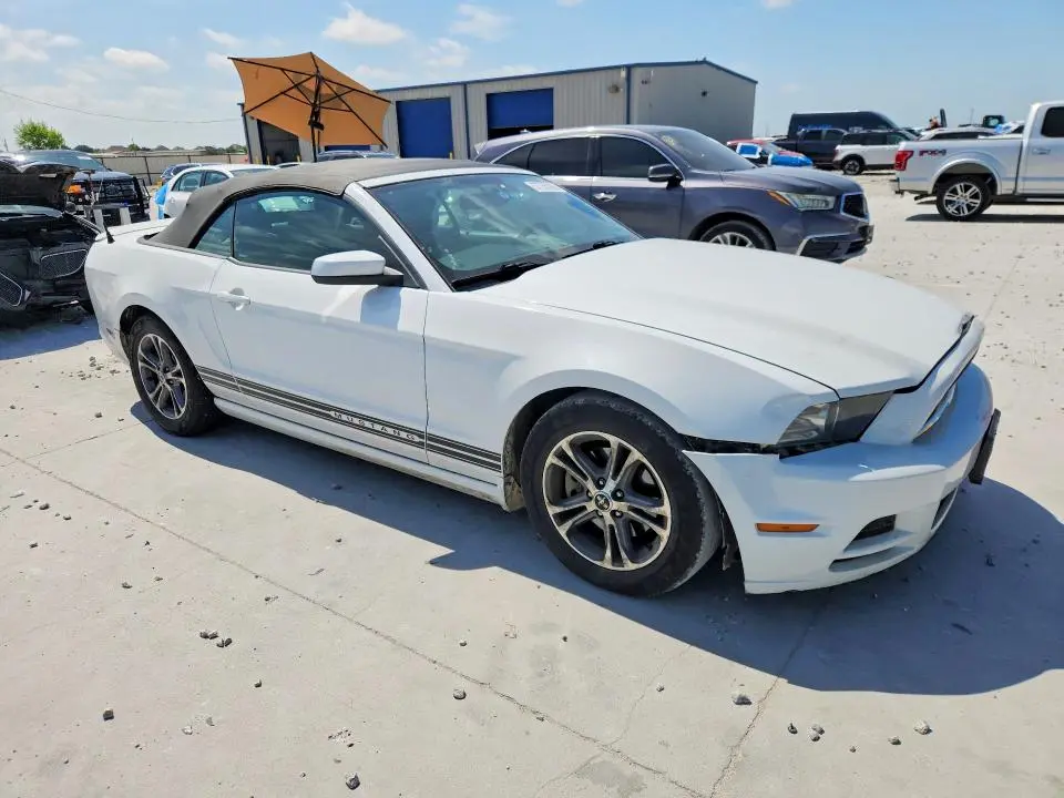 2014 FORD MUSTANG   