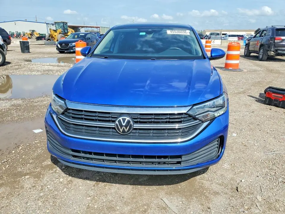 2024 VOLKSWAGEN JETTA SE  