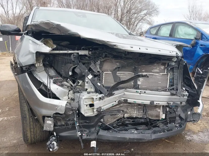 2024 GMC ACADIA UPLEVEL