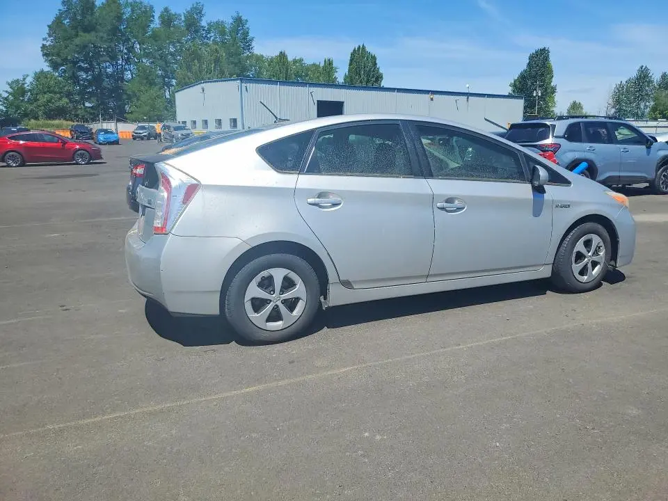 2013 TOYOTA PRIUS THREE  
