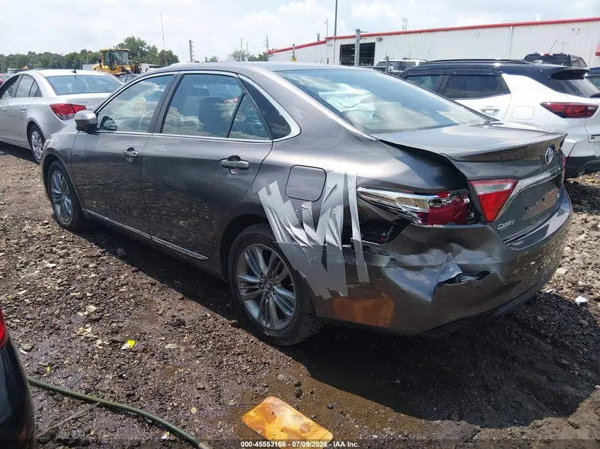 2017 TOYOTA CAMRY SE