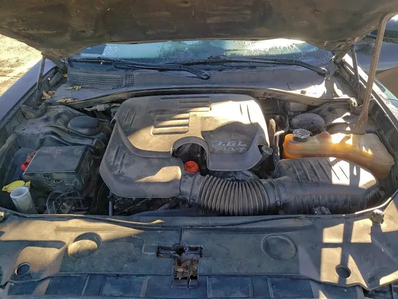 2014 DODGE CHARGER SXT  