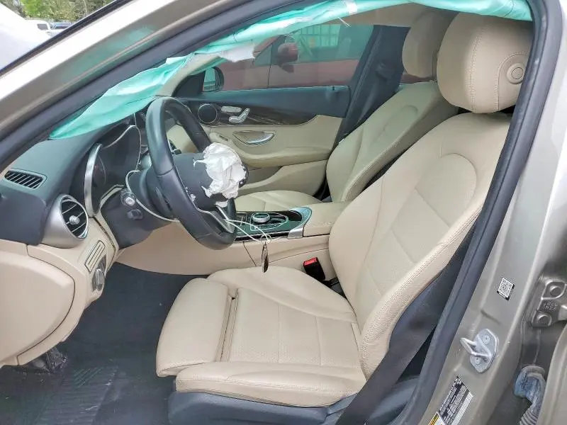 2019 MERCEDES-BENZ C   