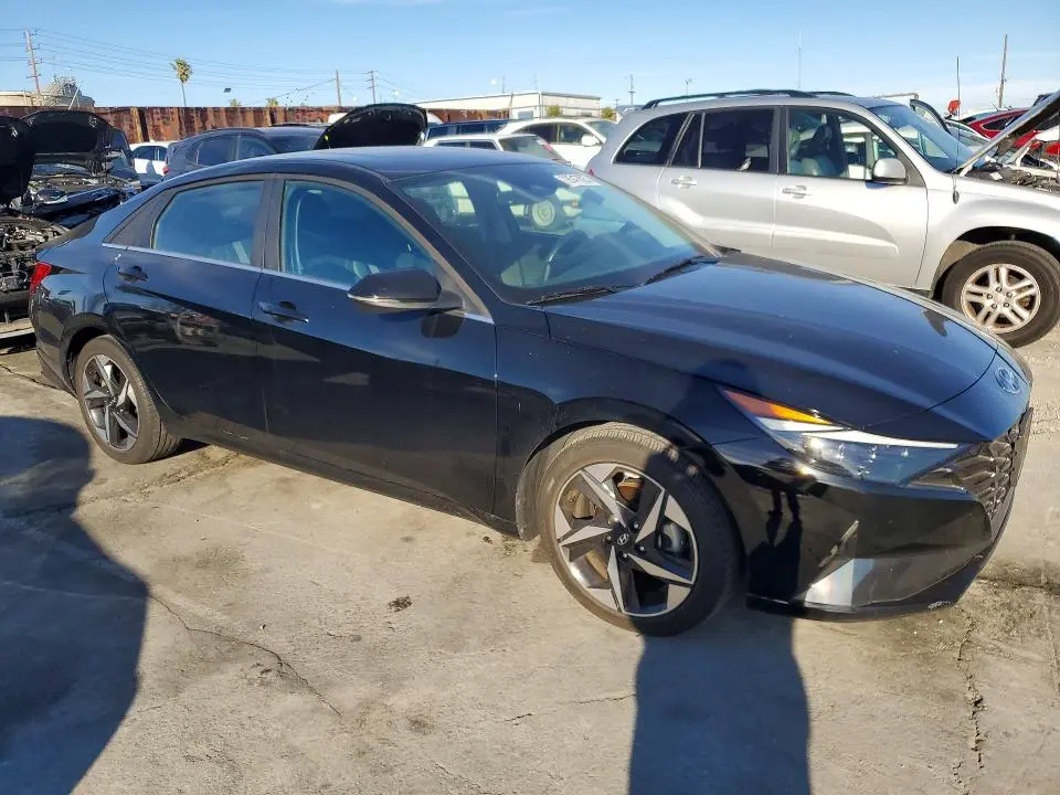 2023 HYUNDAI ELANTRA LIMITED  