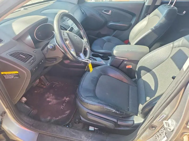 2011 HYUNDAI TUCSON GLS  